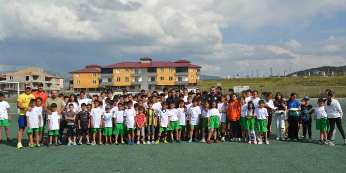 Sarıkamış’ta çocuklar önce Kuran kursu, sonra spora gidiyor