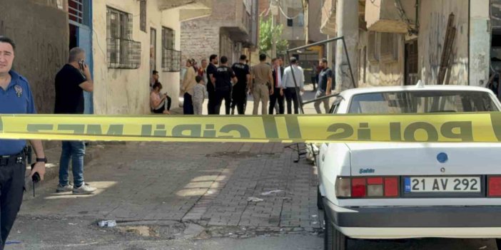 Diyarbakır’da husumetli aileler arasında silahlı kavga: 1 yaralı