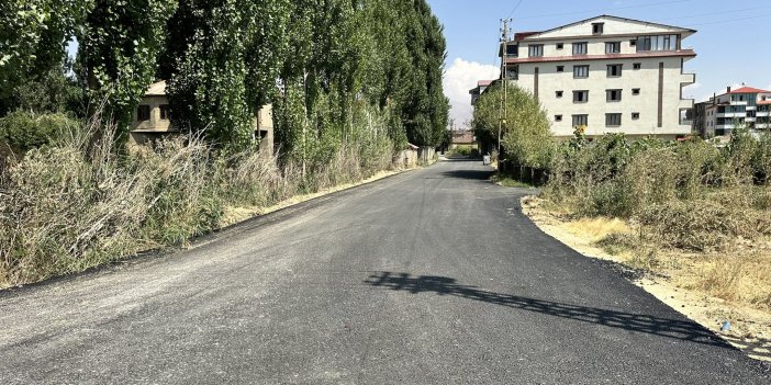 Yüksekova’nın Güngör Mahallesi'nde asfalt çalışmaları tamamlandı