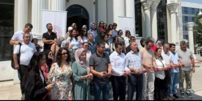 İpekyolu Gençlik Merkezinde yılsonu sergisi düzenlendi