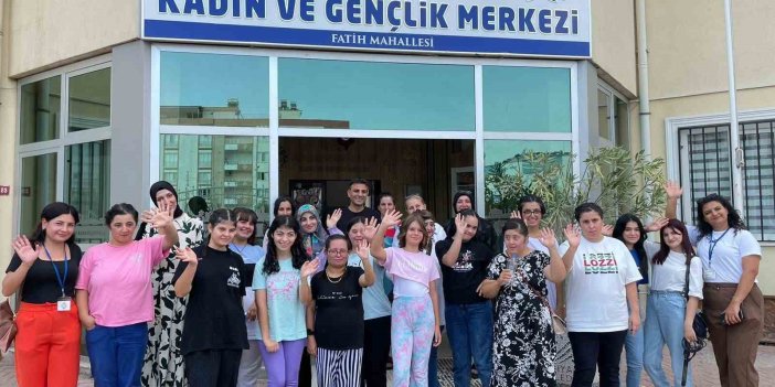 Adıyaman'da özel çocuklara kuaför hizmeti verildi