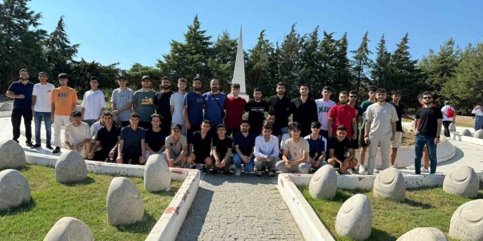 Batmanlı gençler Çanakkale’yi gezdi