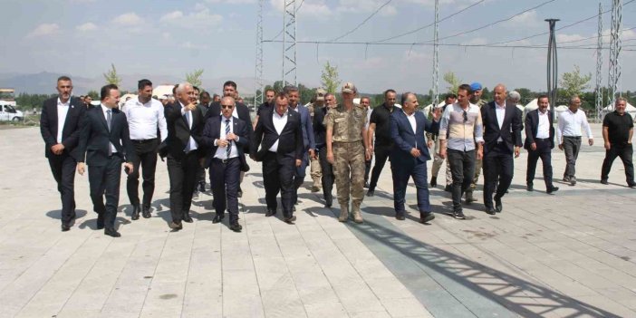 Bakan Yardımcısı Aktaş, Muş Malazgirt’teki son hazırlıkları inceledi