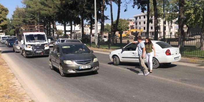 Adıyaman'da otomobil ile beton mikseri çarpıştı: 1 yaralı