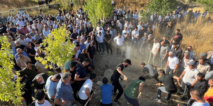 Yüksekova: Cemil Tekin toprağa verildi