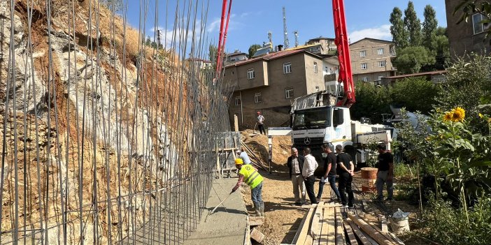 Yüksekova Belediyesi altyapı çalışmalarına hız verdi