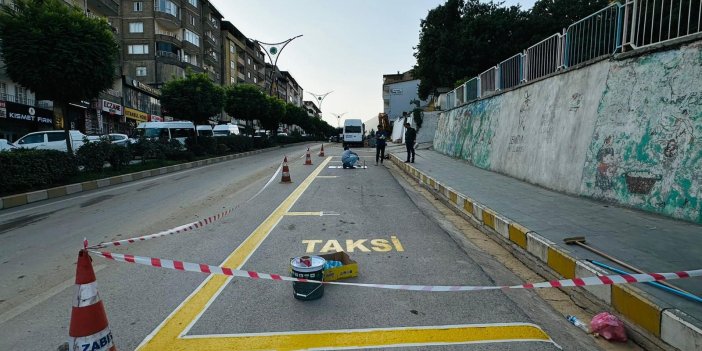 Şemdinli Belediyesi taksi duraklarını yeniden düzenliyor