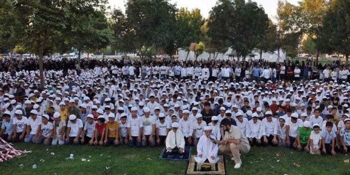 Van’da ‘Hayat Namazla Güzeldir’ etkinliği düzenlendi