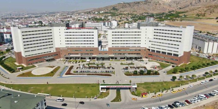 Elazığ’da bir ilk: Yeni teknikle kalp pili takıldı