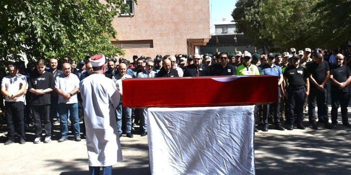 Van'da kalp krizi sonucu vefat eden polis  son yolculuğuna uğurlandı