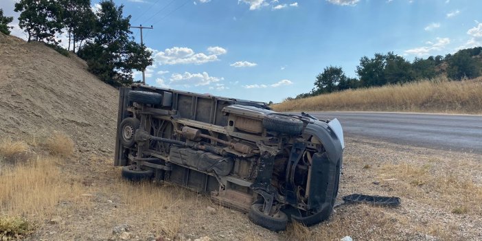 Adıyaman'da otomobil takla atıp şarampole devrildi: 4 yaralı