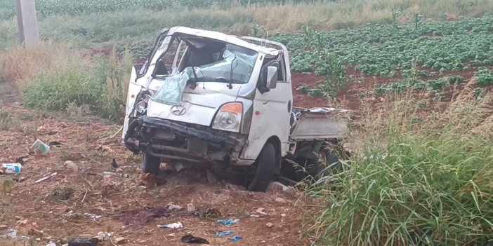 Gaziantep'te tarım işçilerini taşıyan kamyonet şarampole uçtu: 1 ölü, 22 yaralı