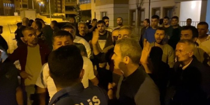 Yüksekova'da TOKİ sakinleri ile kiracı polis arasında tartışma