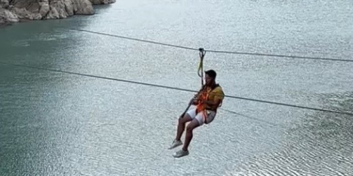 Orkun Yurtseven, Fırat Nehri’nin muhteşem manzarası eşliğinde zipline yaparak klarnet çaldı