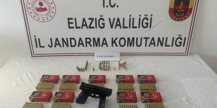 Elazığ’da bir adet ruhsatsız tabanca ele geçirildi