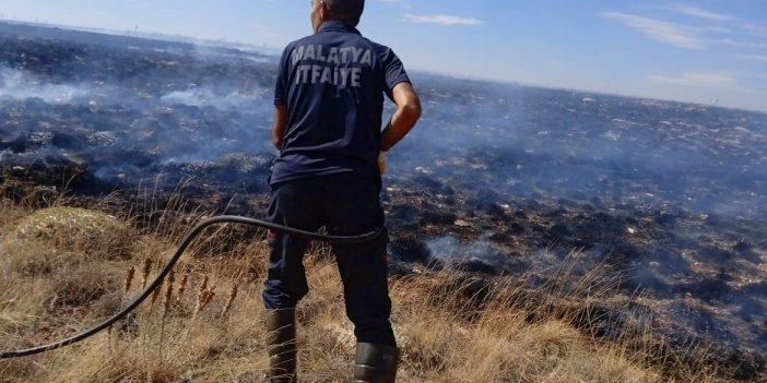 Malatya’da iki ayrı noktada anız yangını çıktı