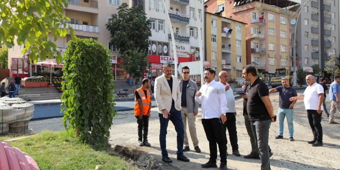 Vali Çelik, yol yapım ve çevre düzenlemesi çalışmalarını inceledi