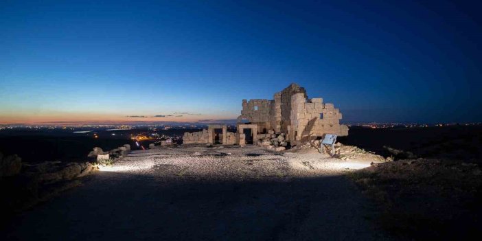 Diyarbakır'da bulunan Zerzevan Kalesi fotoğrafları Balıkesir’de sergilenecek