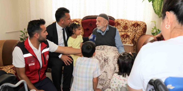 Devlet korumasındaki çocuklar kore gazisi Recep Kekeçi ile buluştu