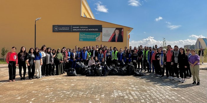 Yüksekova’da 'Dünya Temizlik Günü' kapsamında etkinlik düzenlendi