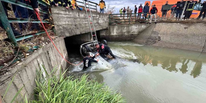 Erzurum’da otomobil su kanalına uçtu: 2 kişi öldü, 1 yaralı