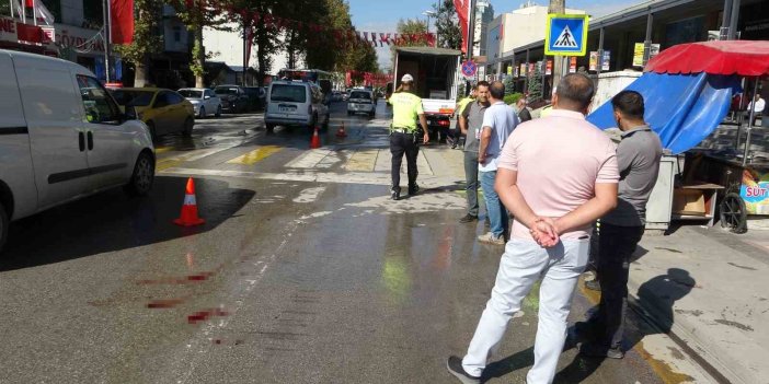 Malatya'da servis aracının çarptığı yaya ağır yaralandı