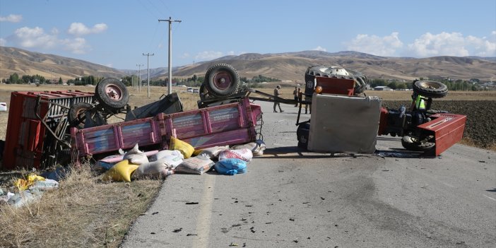 Muş'ta 3 aracın karıştığı trafik kazasında 10 kişi yaralandı