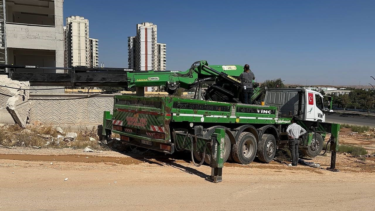 Gaziantep'te 1 işçinin öldüğü vinç kazası güvenlik kamerasında