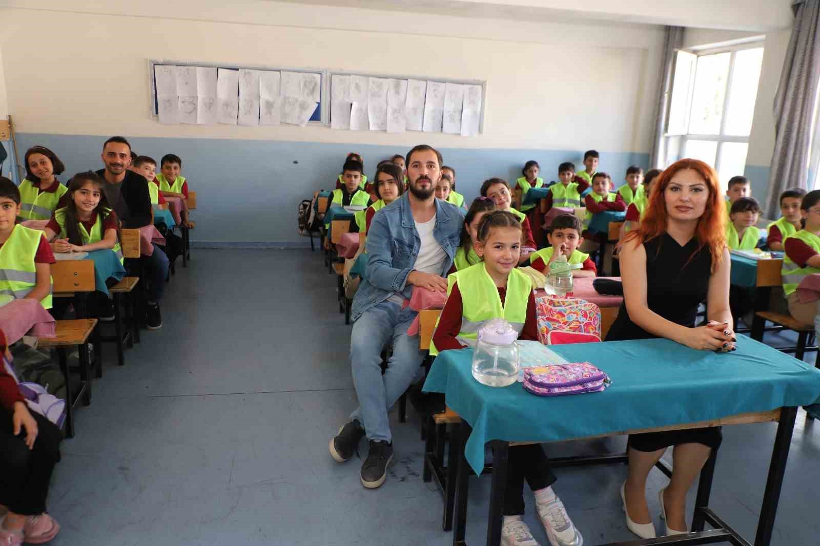 Hakkari Belediyesi tarafından öğrencilere çevre bilinci eğitimi