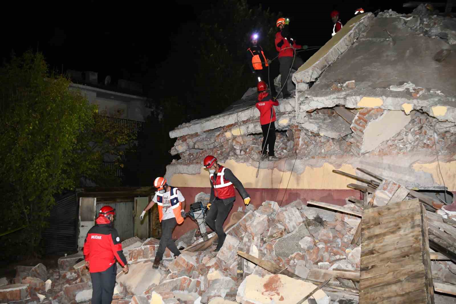 Depreme hazırlanan Tunceli’de tatbikat