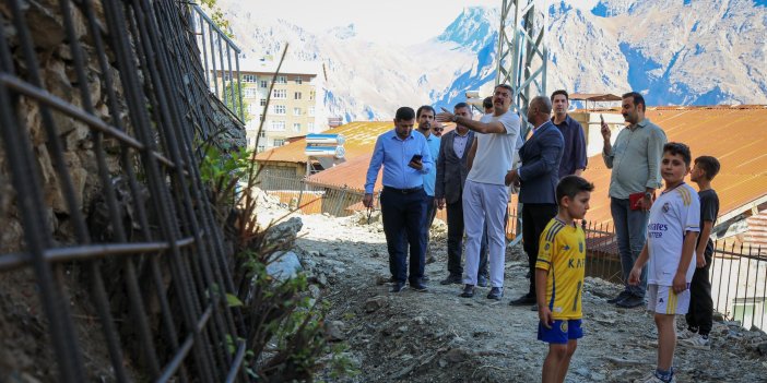 Hakkari Pehlivan Mahallesi'nde yol ve altyapı çalışmaları