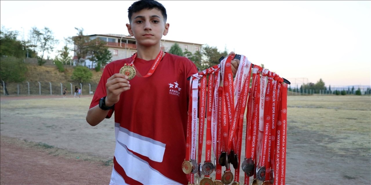 Elazığ'da genç atletten 2 yılda 30 madalya