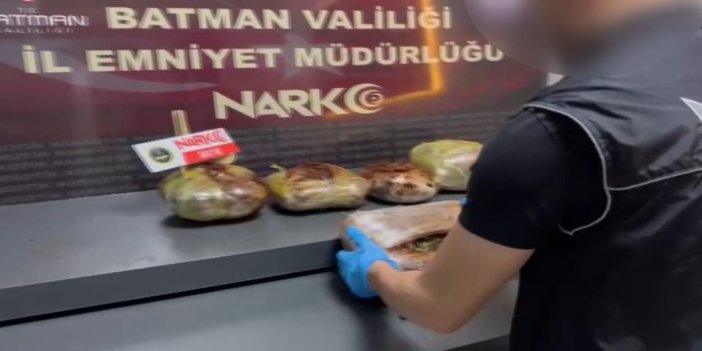 Batman’da ’dur’ ihtarına uymayıp kaçan araçta uyuşturucu ele geçirildi