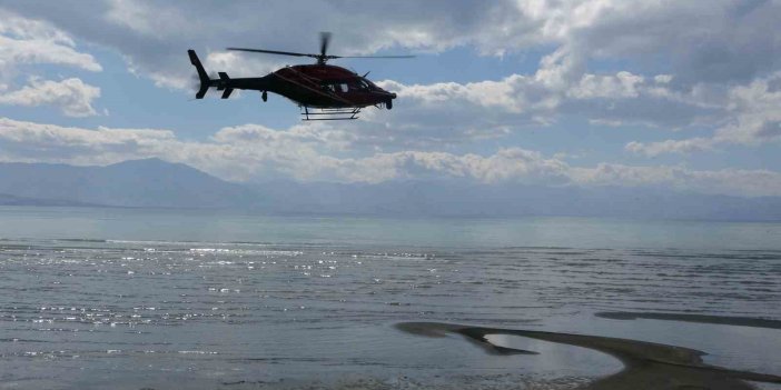 Van'da polis helikopteri Rojin’i arama çalışmalarına destek veriyor