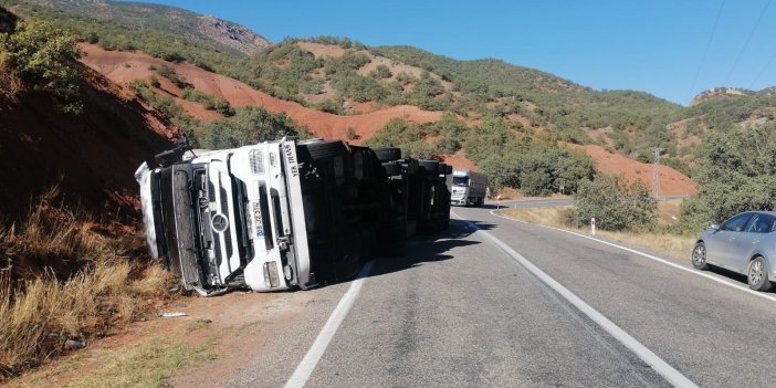 Tunceli’de tır devrildi: 1 kişi yaralandı