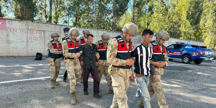 Erzurum'da jandarmadan yasadışı kaçaklara geçit yok