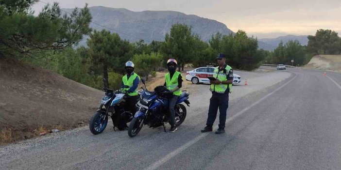 Adıyaman'da motosiklet sürücüleri bilgilendirildi