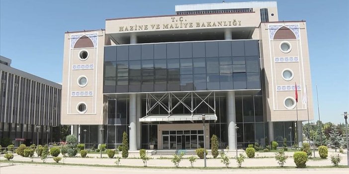 Bakanlık yarın bir ihale düzenleyecek, kira sertifikası ile altın tahvilinin doğrudan satışlarını yapacak