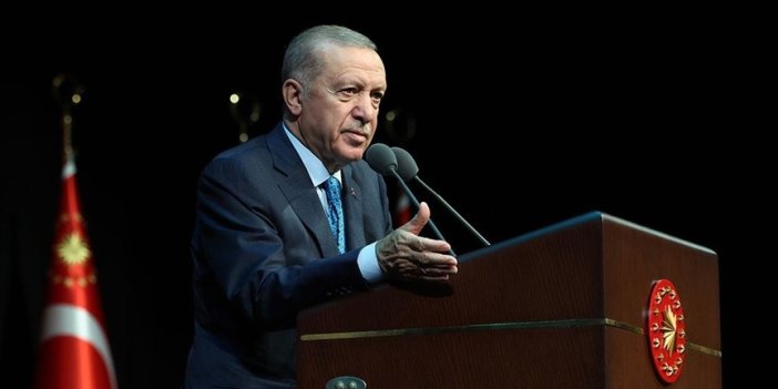 Cumhurbaşkanı Erdoğan: "Gençlerimizin sosyal medyanın karanlık dehlizlerinde yitip gitmelerine seyirci kalamayız"