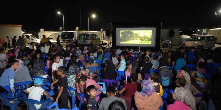 K-13 Konteyner kentte açık hava sineması kapanış etkinliği düzenlendi