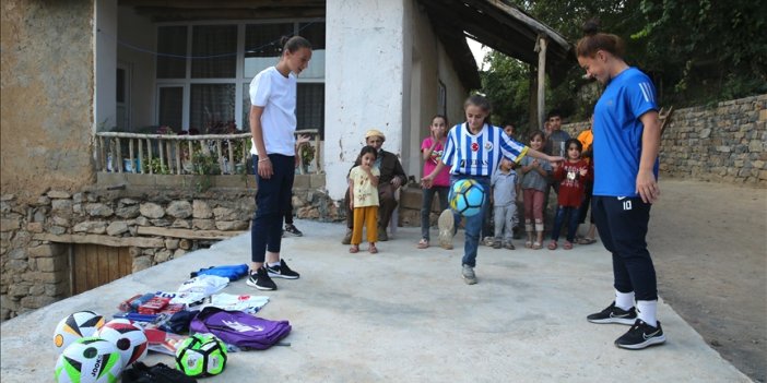 Hakkarigücü, futbol tutkusuyla tanınan 12 yaşındaki kız çocuğunu sahiplendi