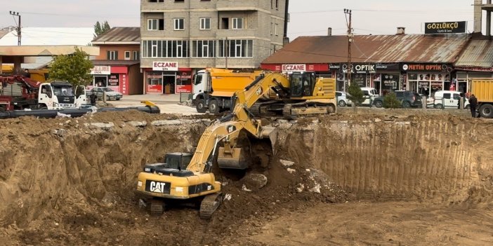 Yüksekova'da 100 yatak kapasiteli hastane inşaatına başlandı