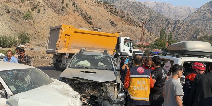 Hakkari-Çukurca kara yolunda trafik kazası: 7 yaralı