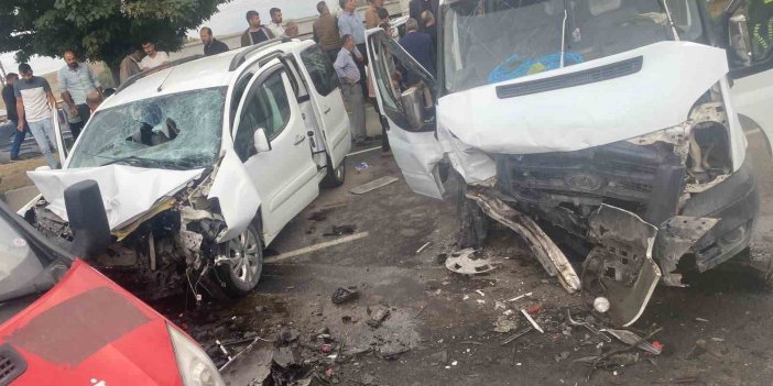 Ağrı'da trafik kazası: 2’si ağır 8 kişi yaralandı