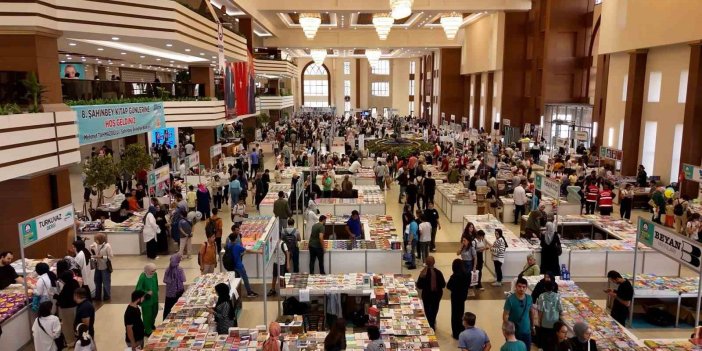 Şahinbey, Anteplileri sevdikleri kitaplar ve yazarlarla buluşturuyor