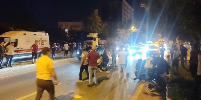 Trafik kazası İki motosiklet çarpıştı: 3 yaralı