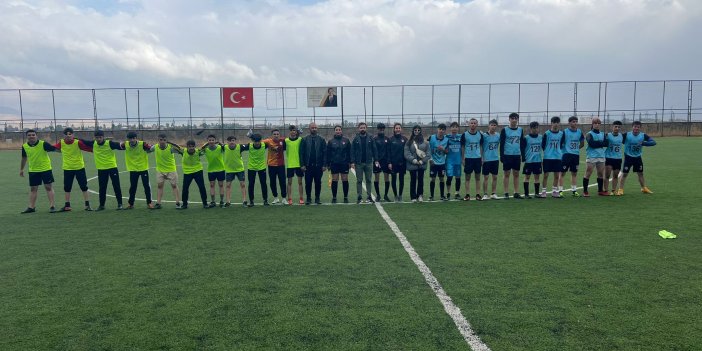 Yüksekova’da okul sporları futbol müsabakaları başladı