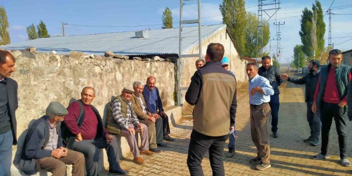 Akyaka’da tarla faresiyle mücadele bilgilendirme toplantısı düzenlendi