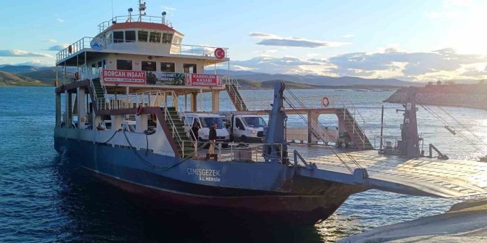 Dersim’de feribot seferleri yeniden başladı