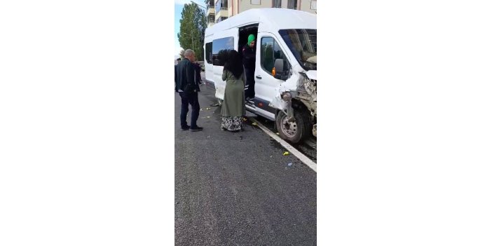 Elazığ’da trafik kazası: 3 kişi yaralandı